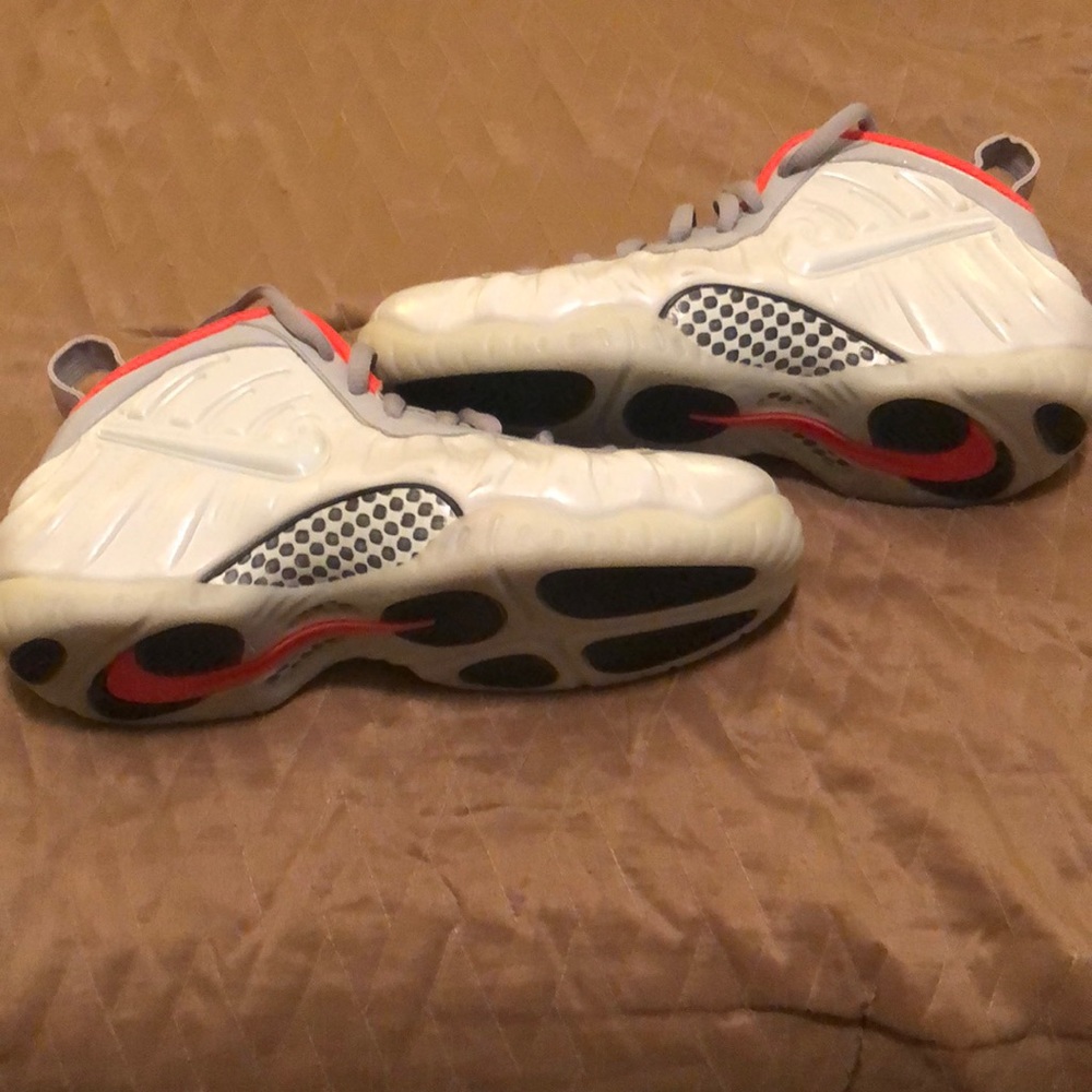 Nike foamposite size 7